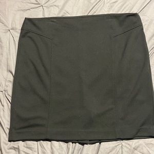 4/$16 LOFT Skirt 16